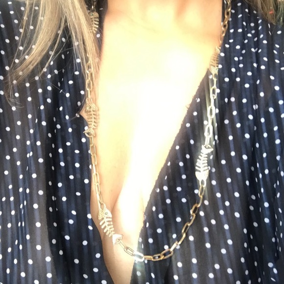 Betsey Johnson Jeweled Gold Fishbone Necklace - Picture 1 of 4